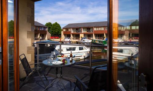 Tewitfield Marina - image 10