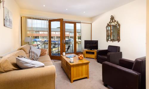 Tewitfield Marina - main image