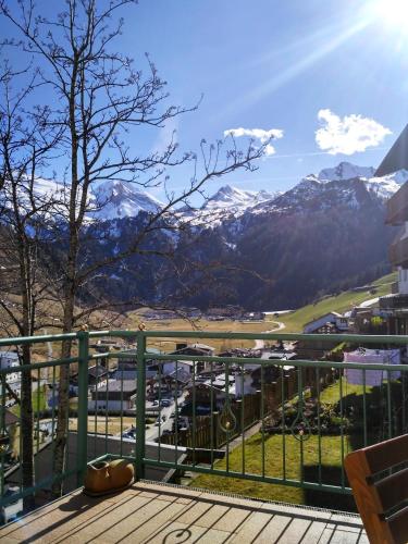 ระเบียง/ชานเรือน, Fruhstuckspension Christina in ฮินเตอร์ตุกซ์ กลาเซียร์