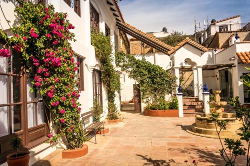 Facilities, El Jardin De Su Merced B&B in Sucre