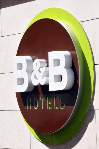 B&B HOTEL Toulouse Basso Cambo