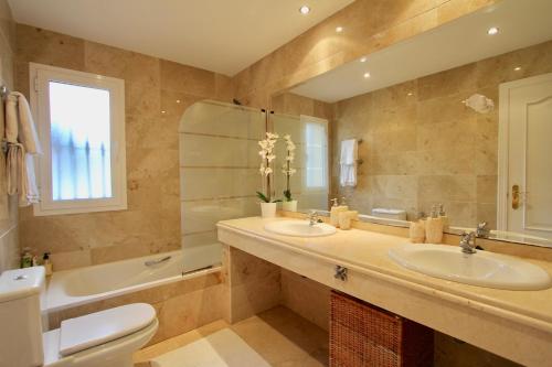 Wonderful modern Spanish apartment