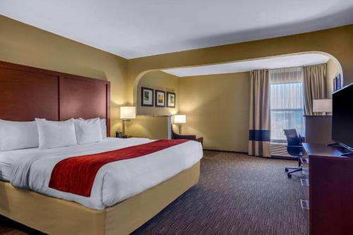 Comfort Inn & Suites LaGrange East in 拉格蘭奇