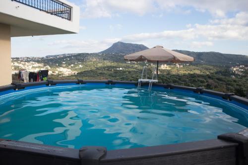  Manousaki Home in Almyrida