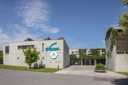 Lausanne Youth Hostel Jeunotel in Lausanne, Schweiz