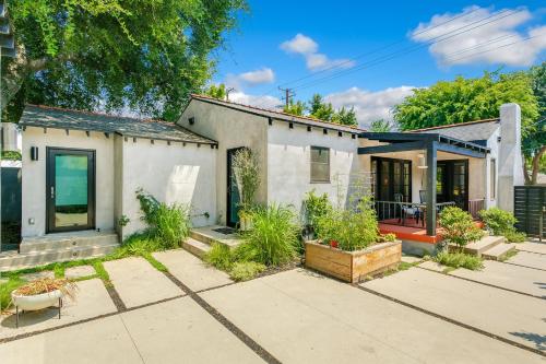 Accommodation in Altadena