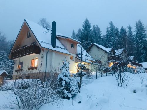 WILLA IZBICA KARPACZ parking, jacuzzi, sauna gratis in Karpacz