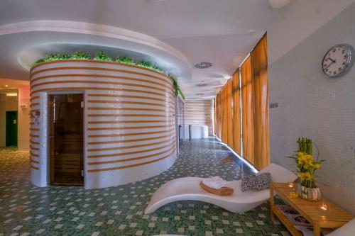 Business Hotel Astrum Laus - image 11