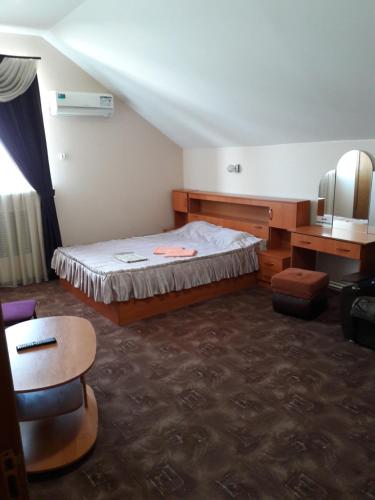Med Mini Hotel - image 8
