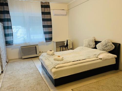 Mate Gold Apartment in Szeged