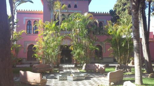 Apartamentos El Tranco del Mar - image 9