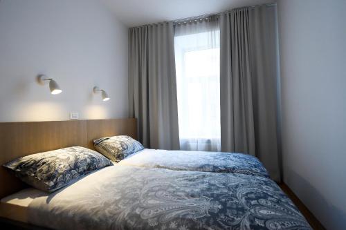 City Centre Chic Apartment Ljubljana 2/4