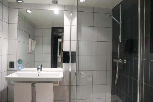 Comfort Hotel Xpress Central Station - image 12