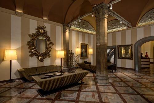 Общ салон/телевизионна зона, Grand Hotel Cavour in Флоренция