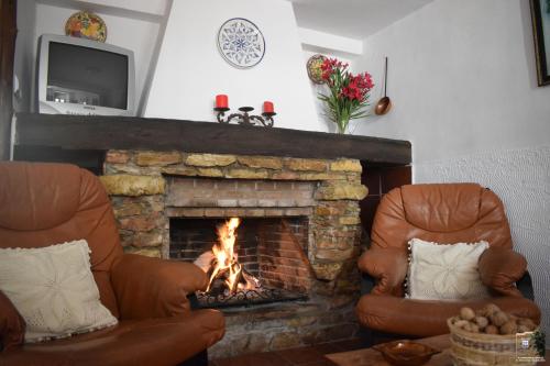 Koplietošanas atpūtas telpa ar TV, Casa Rural Dolores in Cuevas del Becerro