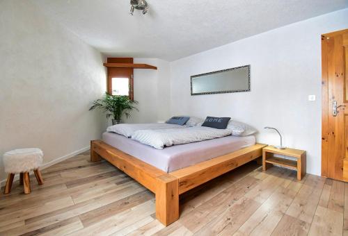 Lakeside - 3.5 Zimmer Ferienwohnung am Laaxersee, Laax (photo 8)