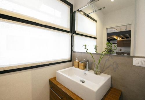 Design Central Apartment, Bergamo (fotografie 7)