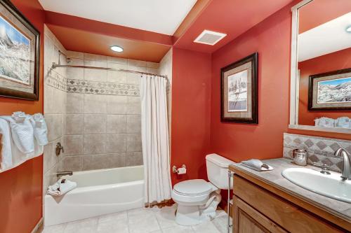 5Br 5Ba Condo, Ski In Out In Arrowhead With Holidays Open! Condo in Edwards, USA