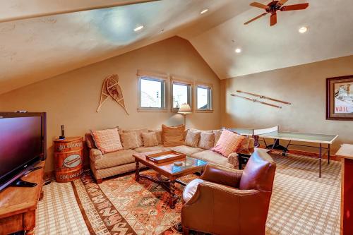 5Br 5Ba Condo, Ski In Out In Arrowhead With Holidays Open! Condo in Edwards, USA