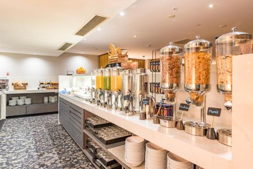 Ételek és italok, Distinction Christchurch Hotel near Hagley park