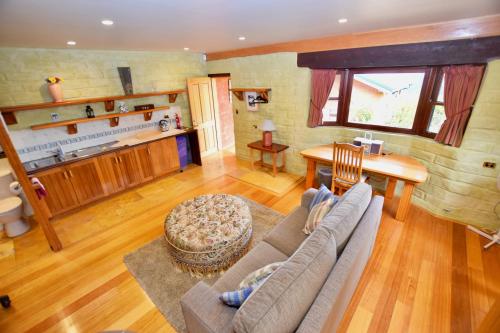 Amaroo Mountaintop Villa