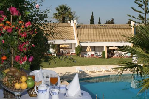 Capitalmoura Mouragolf Village Capitalmoura - Mouragolf Village is a popular choice amongst travelers in Vilamoura, whether exploring or just passing through. The hotel has everything you need for a comfortable stay. Free Wi-Fi in 