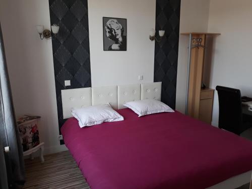 1 queen bed