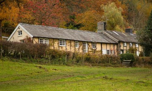 Dolgenau Cottages