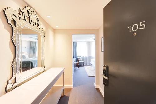 Hotel Admiral - image 10