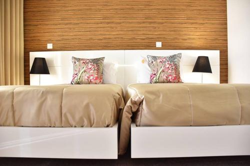 hotel tathagat