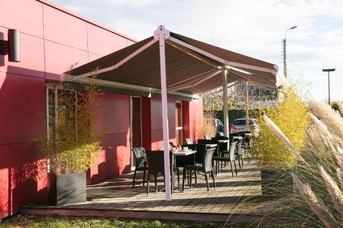 Hotel Clermont Estaing - image 3