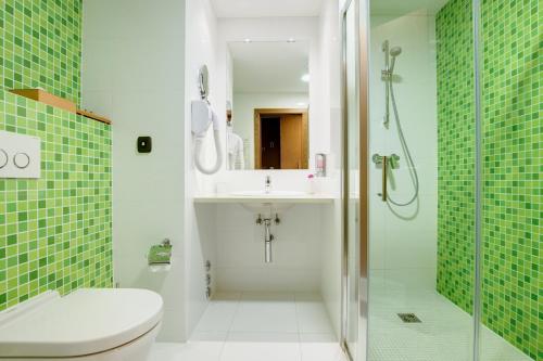 Emerald Hotel Room Type - Double or Twin Room