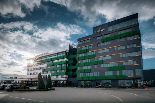 Emerald Hotel, Prisztina