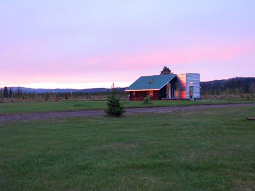 Woodhouse Cottages And Ranch - Accommodation - Prince George