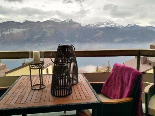 Swiss Seeblick Apartment mit Hotelanbindung in Beatenberg, Schweiz