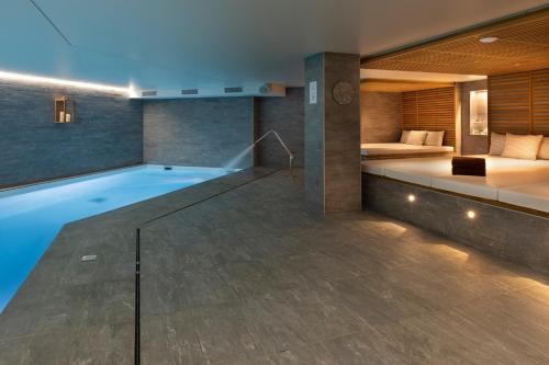 สระว่ายน้ำ, แซ็ง-อัลบ็อง โฮเต็ล แอนด์ สปา (St-Alban Hotel & Spa) in ลา คูซา