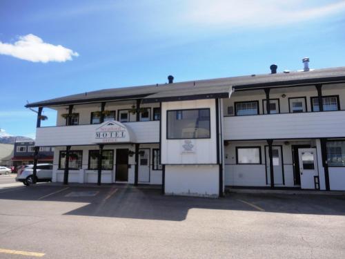 Stratford Motel 4