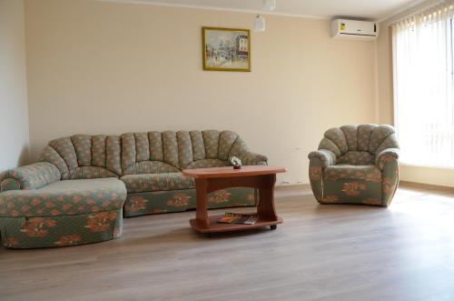Guest House Family Comfort - image 5