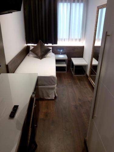 Moderno - image 2