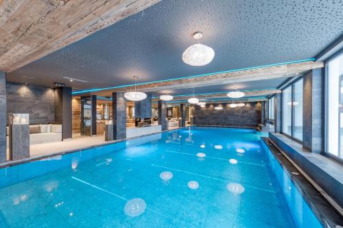 Aktiv- & Wellnesshotel Bergfried in Tux