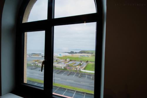 Ultimate Luxury Penthouse overlooking the Beach and The Waves.
