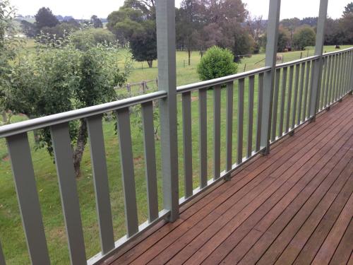 Toscana on Greenhills in Sutton Erdő