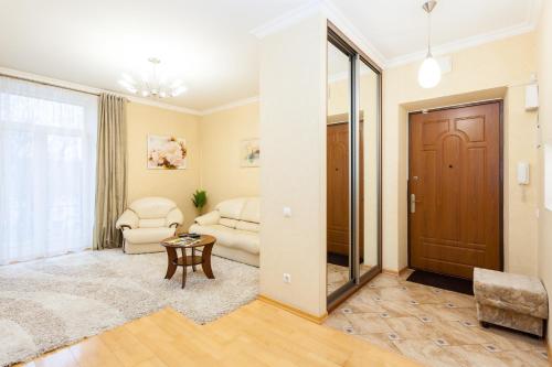 Molnar Apartments Lenina 6
