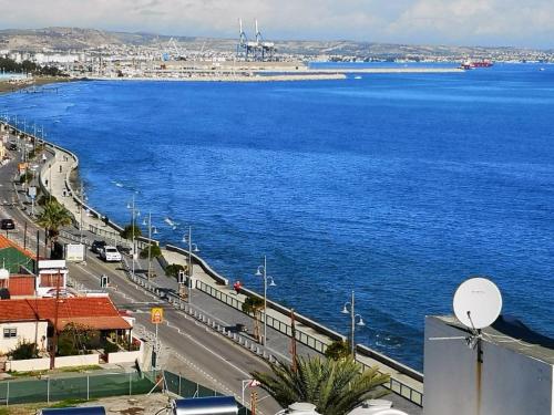 Sea View Holiday Apartment - image 12