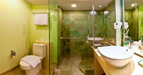 room detail thumbnail 2