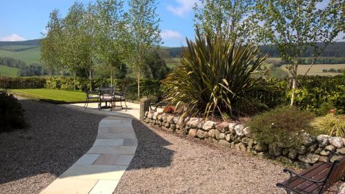 B&B Aughrim - Macreddin Rock Bed & Breakfast - Bed and Breakfast Aughrim