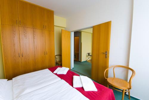 Hotel Smaragd - image 14