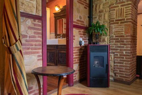 Luna del Valle in แอลลาเนส