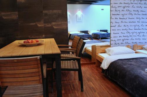 Apartment with GARDEN in CITY CENTER, Cracovia (foto 6)