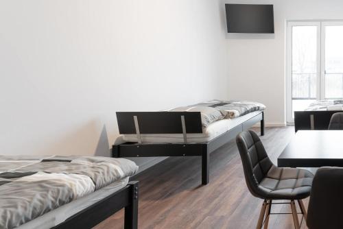 Monteurzimmer Berlin Pankow mit Dachterrasse - Nur 10 min. von der A10 - 3 Zimmer/ 7 Betten, Berlín (foto 8)